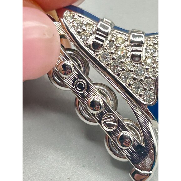 Vintage Swarovski Swan Rollerblade Skate Pendant Necklace Spinning Wheels - Picture 5 of 11